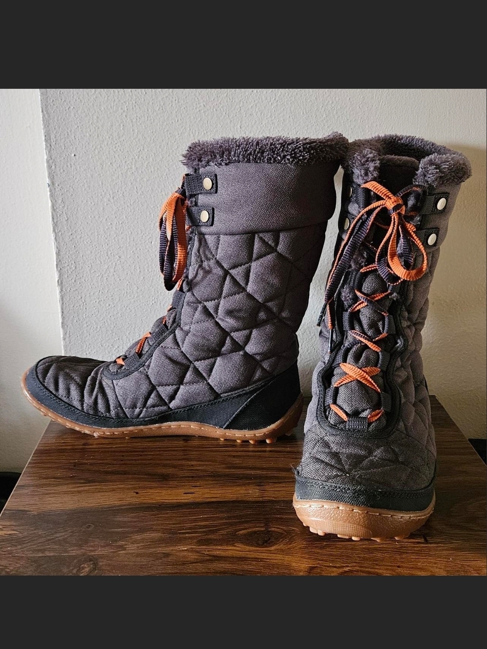 WATERPROOF Columbia Minx II Mid Winter Boots With Omni-Heat Insulation